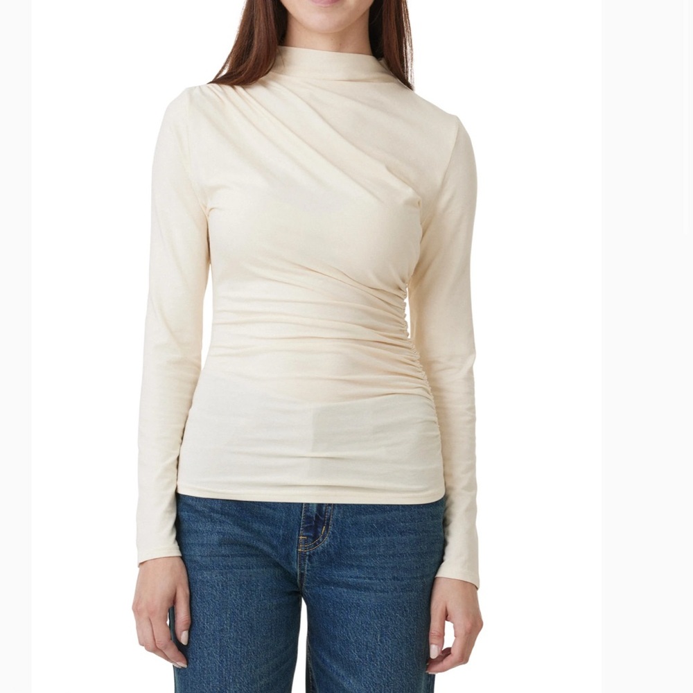 Habitual Soft Cream funnel neck ruched Top